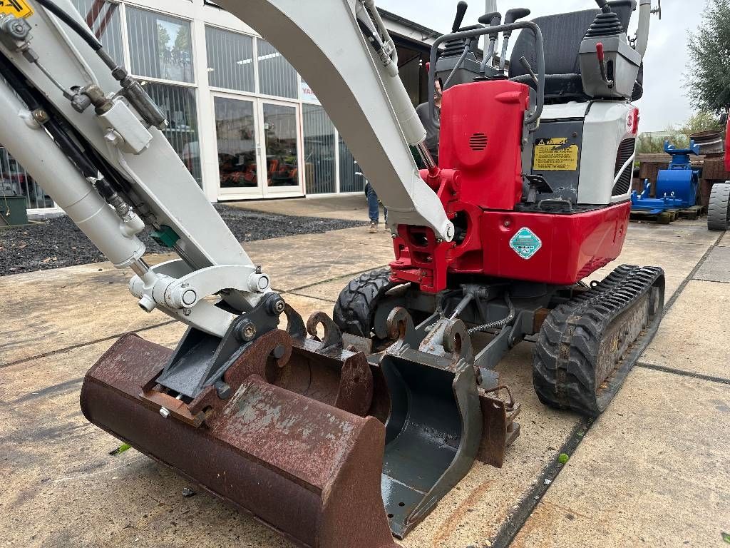 Takeuchi TB 210 R