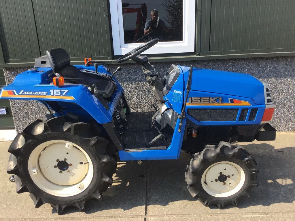 Iseki TU157 mini trekker