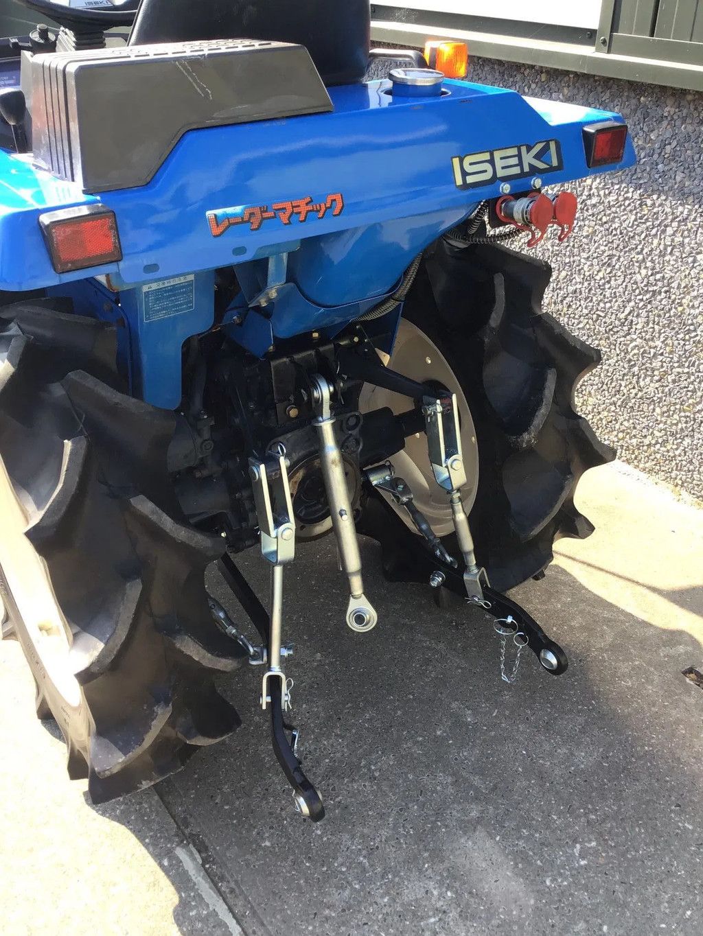 Iseki TU157 mini trekker