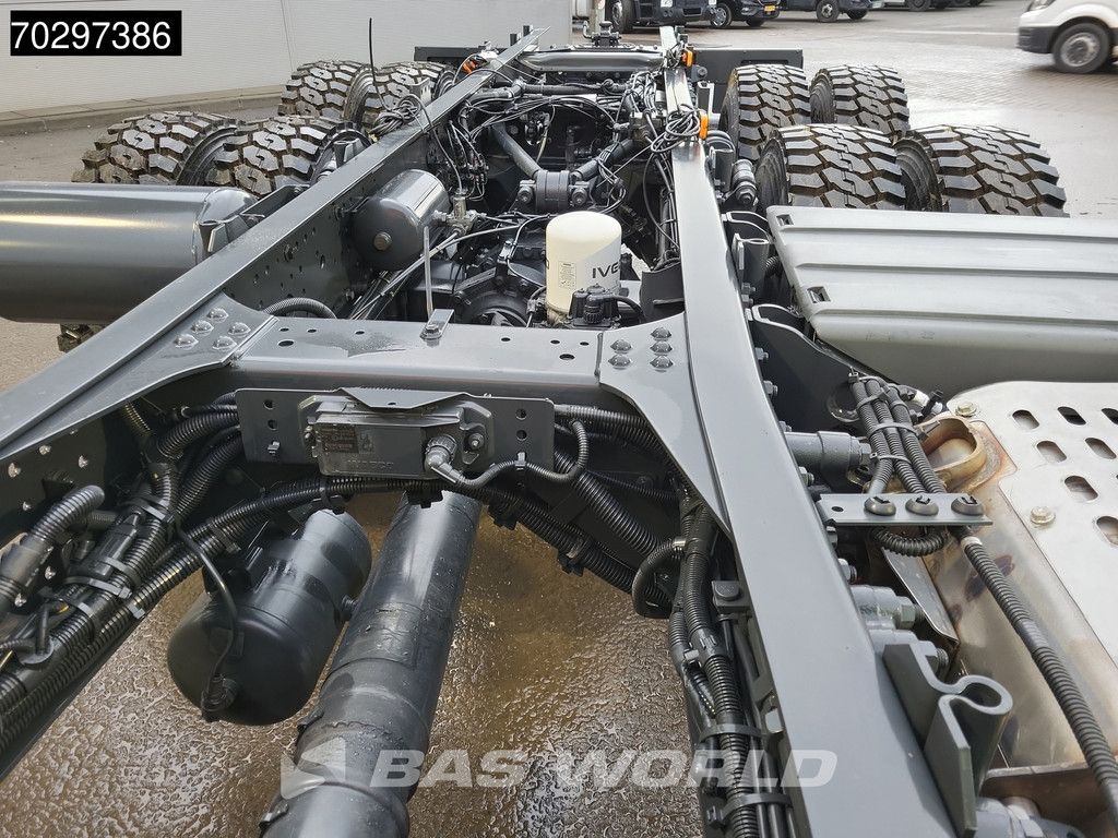 Iveco X-Way 420 6X4 NEW! OFF Chassis steelsuspension Automatic Euro 6