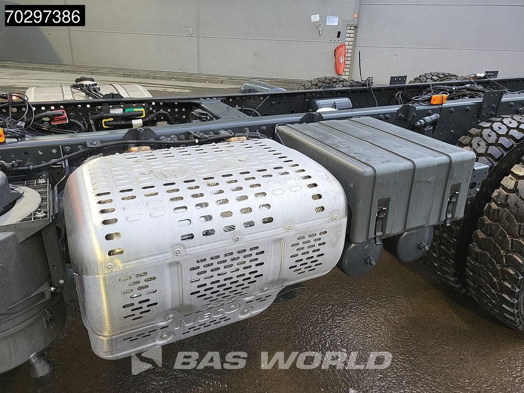 Iveco X-Way 420 6X4 NEW! OFF Chassis steelsuspension Automatic Euro 6