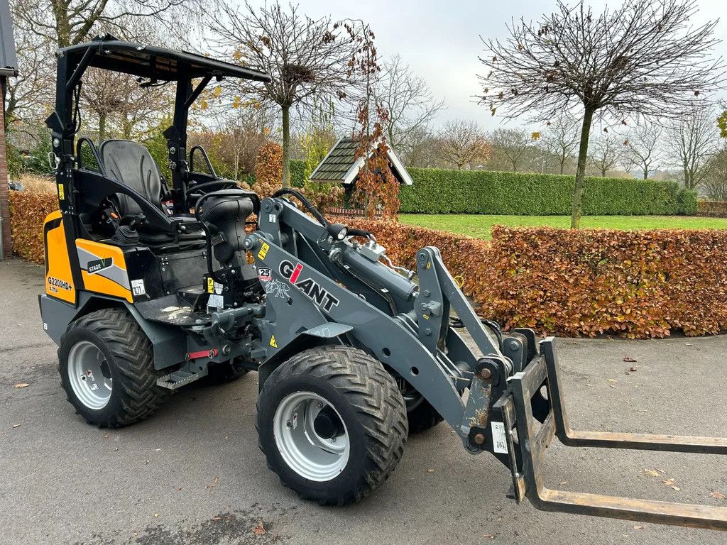 Giant G2200HD+ X-tra