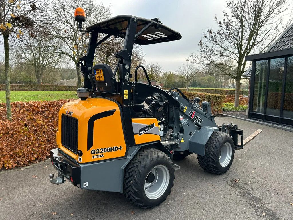 Giant G2200HD+ X-tra