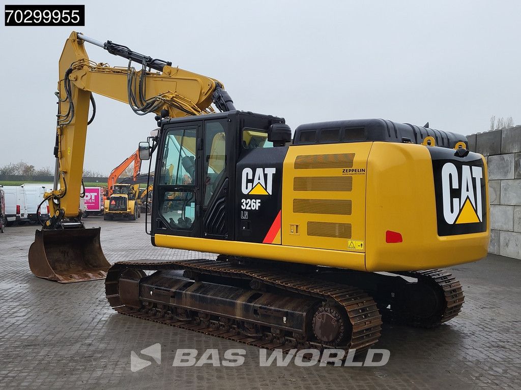 Caterpillar 326 F LN 3M Wide - German Machine