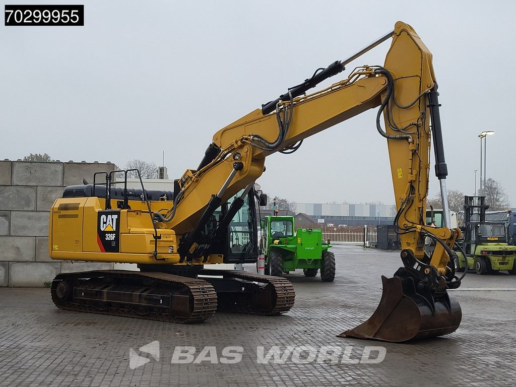 Caterpillar 326 F LN 3M Wide - German Machine