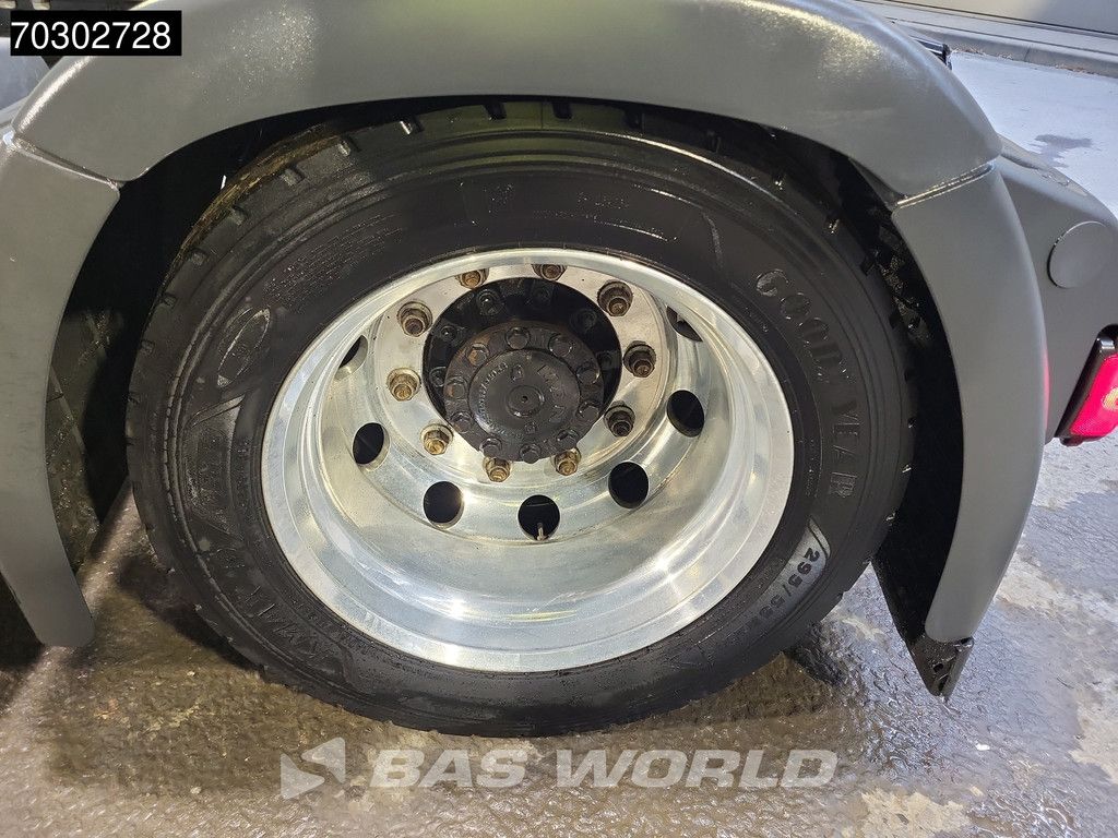 MAN TGX 18.500 4X2 Mega XXL Retarder 2xTanks ACC Euro 6