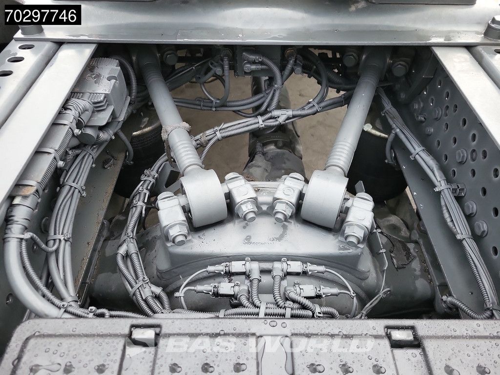 Mercedes Actros 1845 4X2 BigSpace Retarder ADR PTO