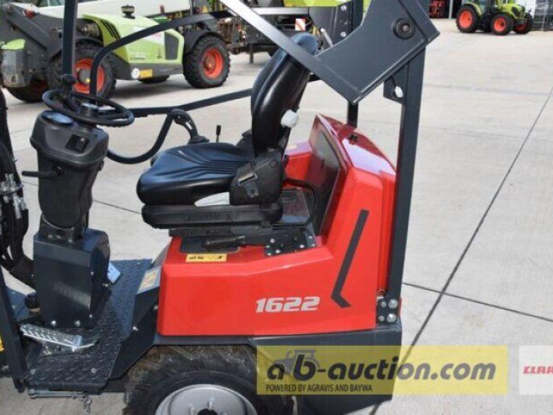 Schäffer 1622 HOFLADER