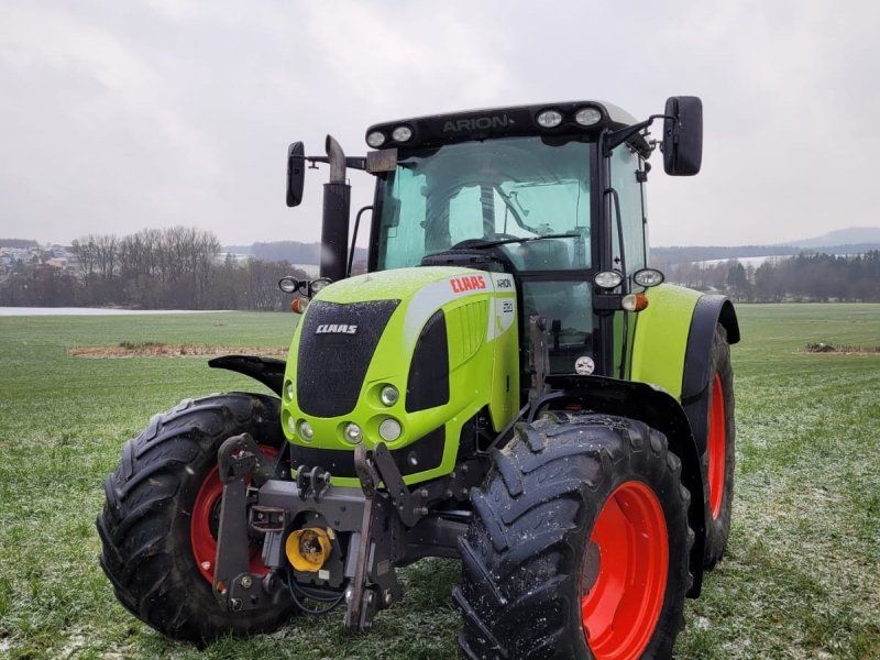 Claas Arion 520 CIS