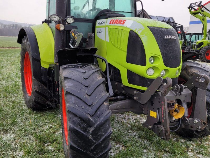 Claas Arion 520 CIS