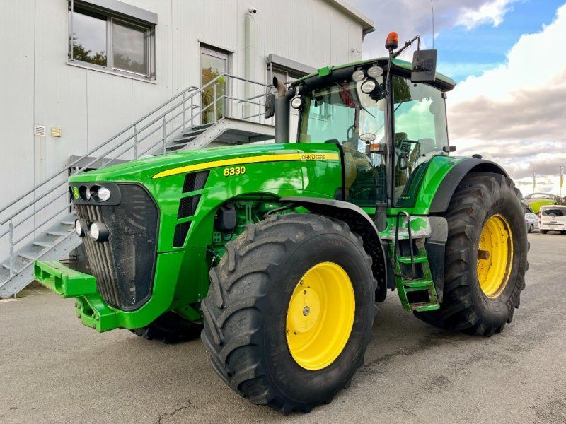 John Deere 8330 AP AutoPowr, StarFire RTK, 1. Hand