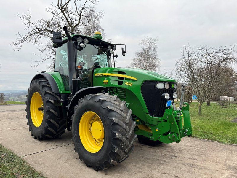 John Deere 7730