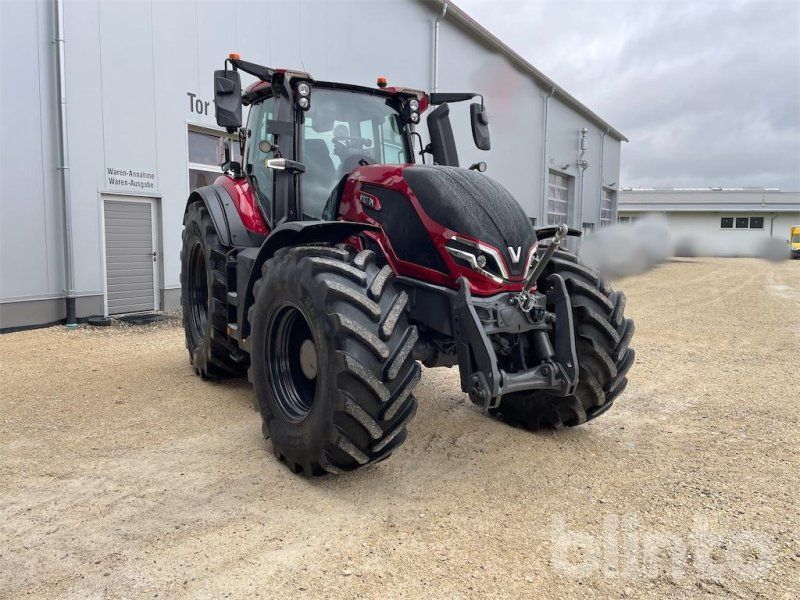 Valtra Q305
