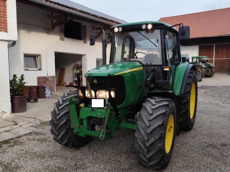 John Deere 6120 M