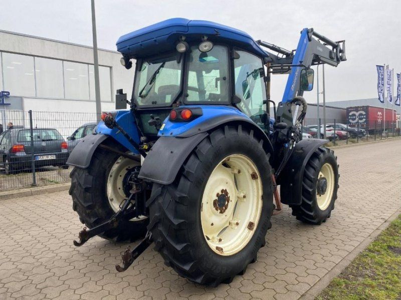 New Holland TD5.115 MIT FRONTLADER & DRUCKLUFT