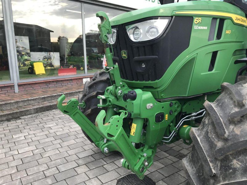 John Deere 6R 140