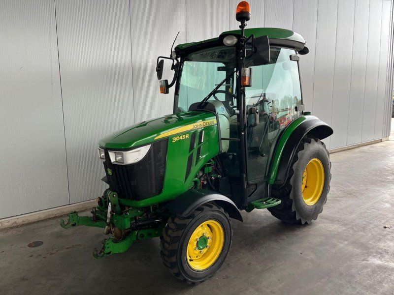 John Deere 3045 R