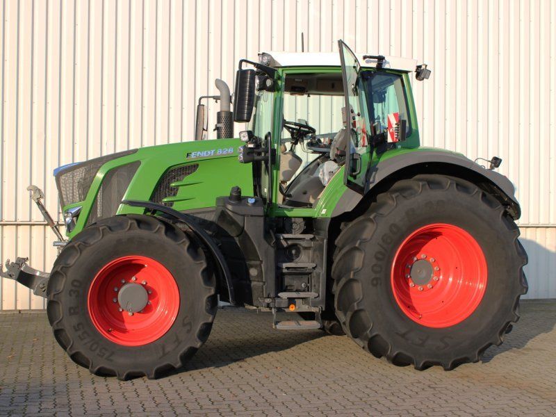 Fendt 828 Vario S4 ProfiPlus