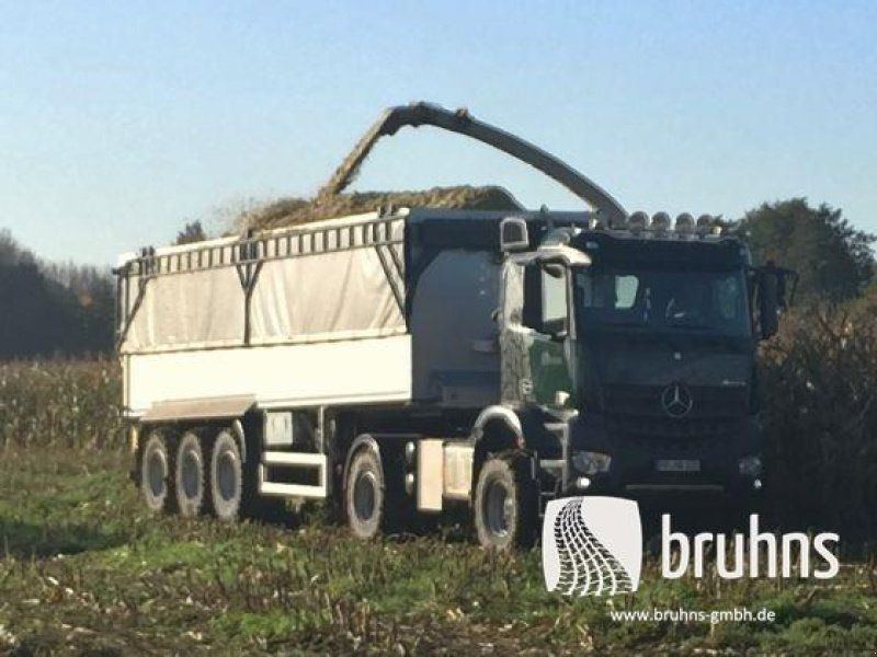 AG-Trailer-Sattellieger, rapsdicht