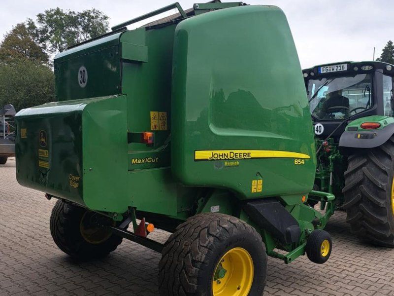John Deere 854 Premium MaxiCut