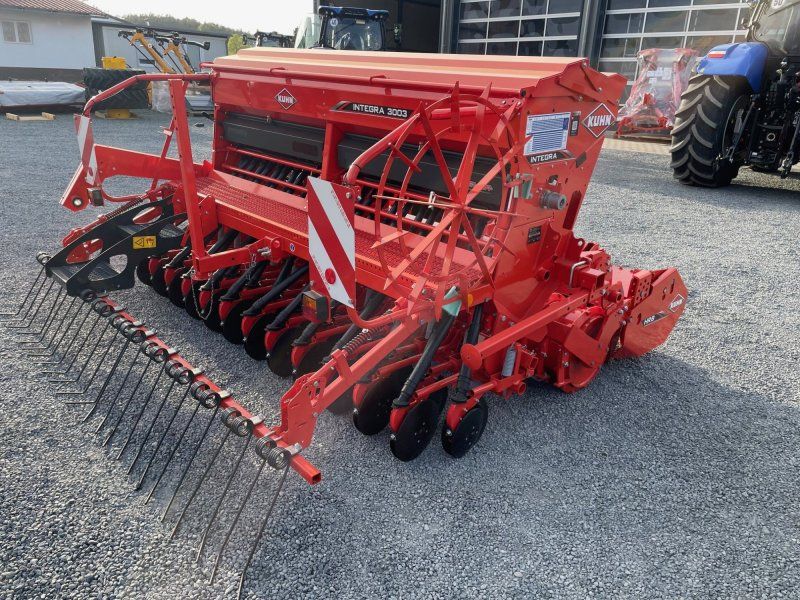 Kuhn HRB 303 & Integra 3003