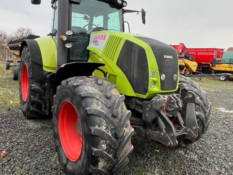 Claas Axion 840