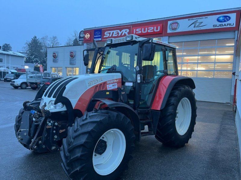 Steyr 9085MT + Hauer FHW + Konsole