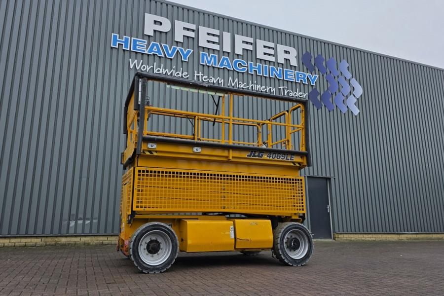 JLG 4069LE Electric, 14.2m Working Height, 360kg Capac