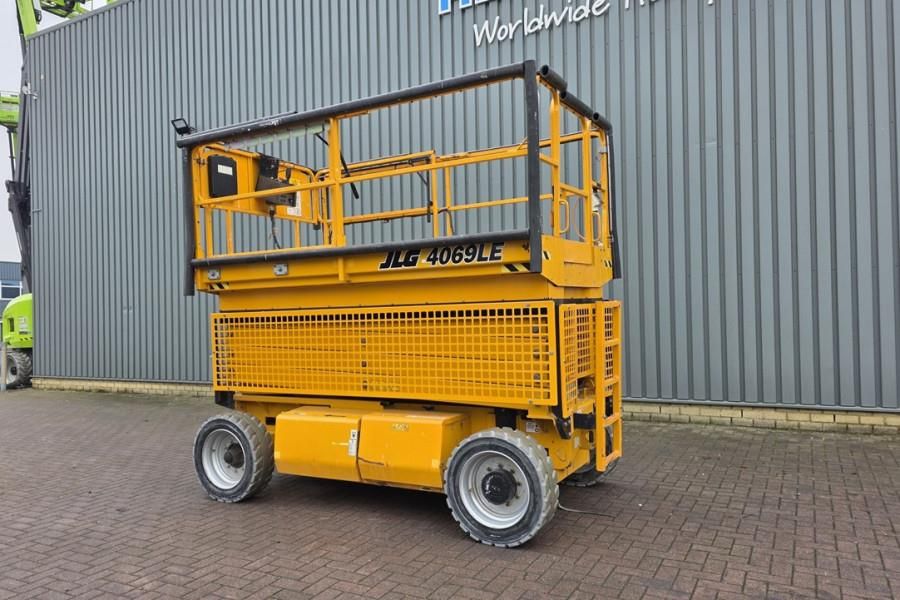 JLG 4069LE Electric, 14.2m Working Height, 360kg Capac