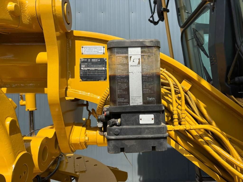 CAT 140H