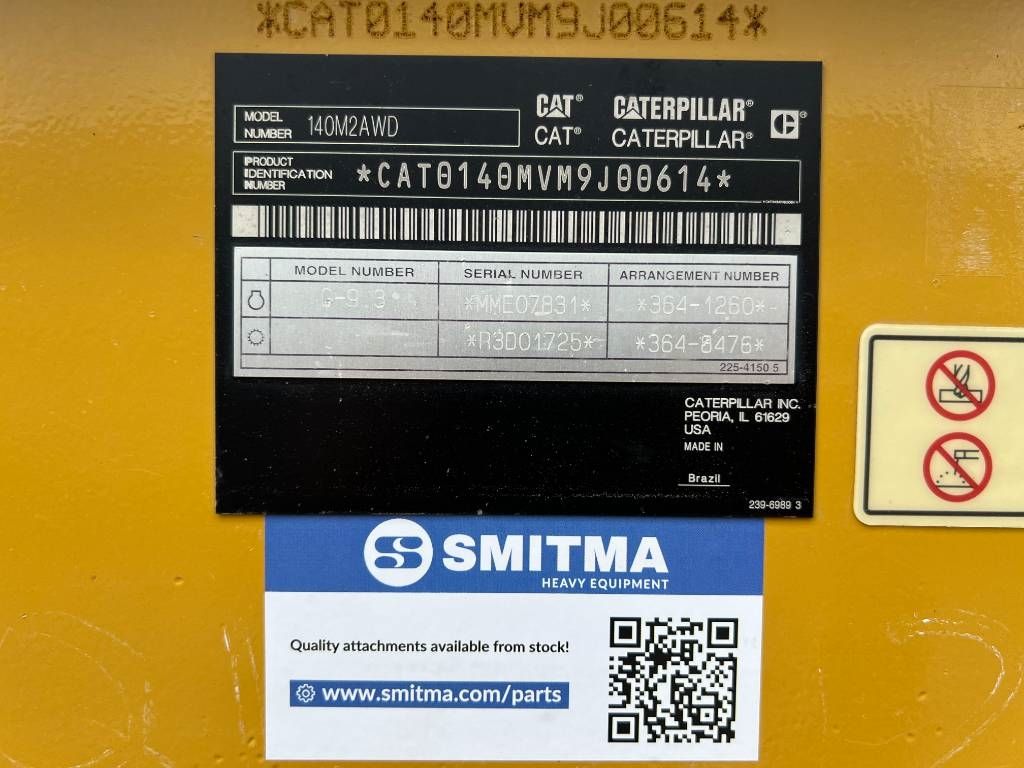 CAT 140M2 AWD