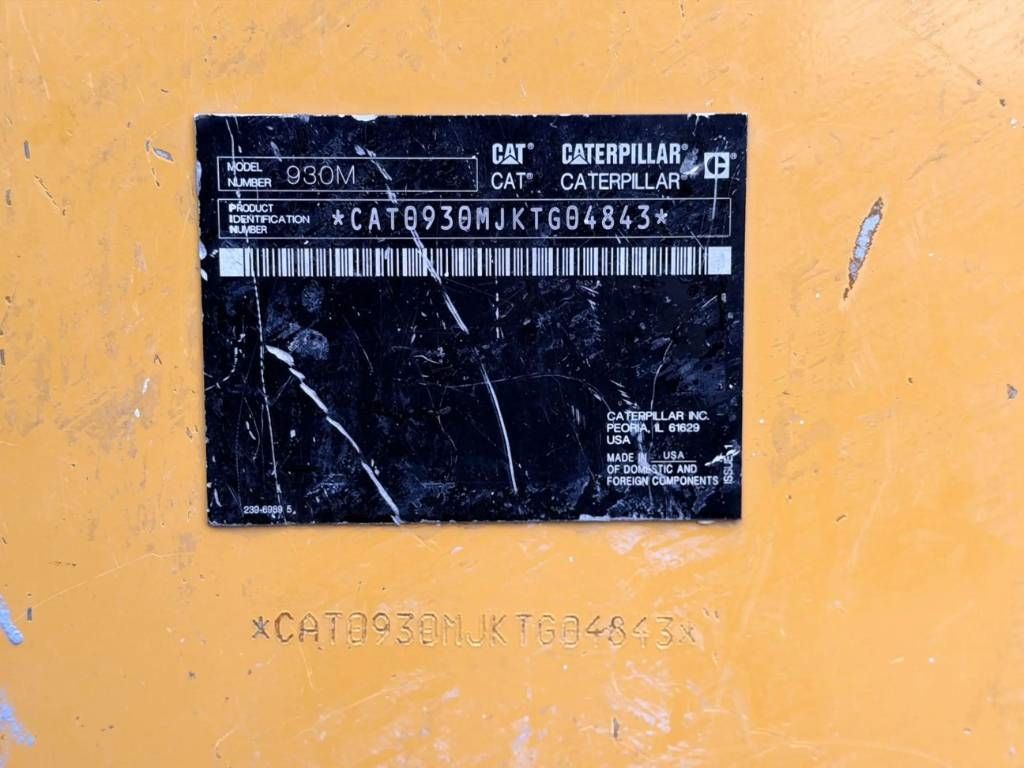 CAT 930M