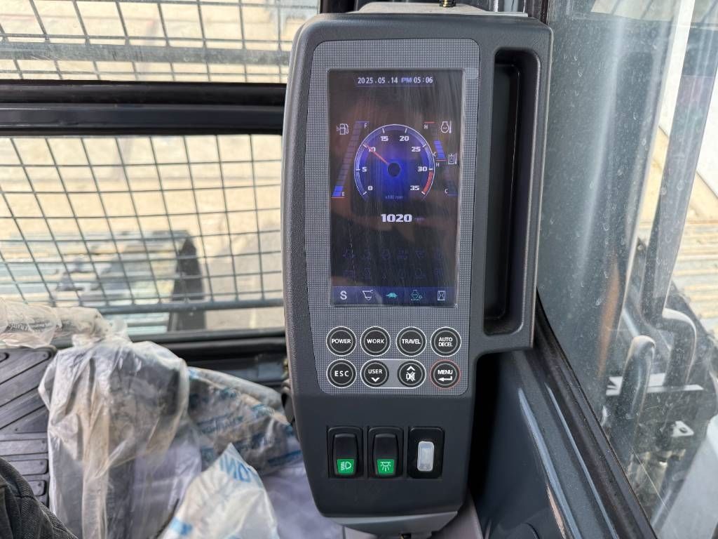 Hyundai R215 Smart Plus *2025 Model* - New / Unused