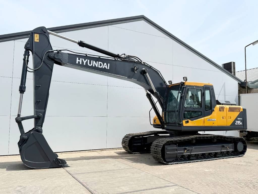 Hyundai R215 Smart Plus *2025 Model* - New / Unused