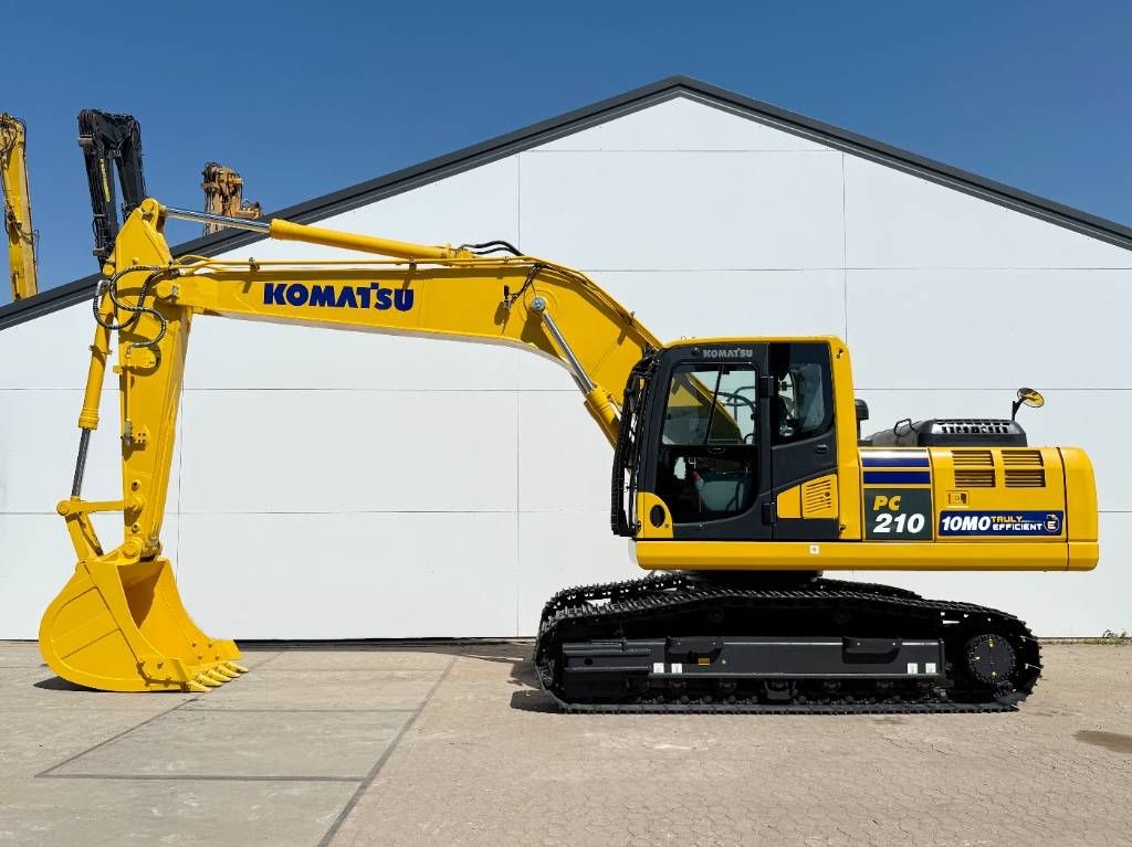 Komatsu PC210-10M0 *2025 Model* - Unused / Hammer Lines