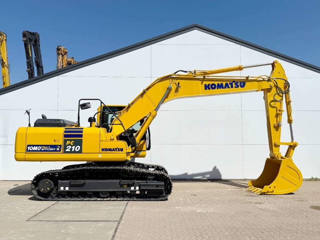 Komatsu PC210-10M0 *2025 Model* - Unused / Hammer Lines