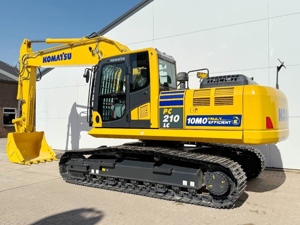 Komatsu PC210LC-10M0 - New / Unused / Hammer Lines