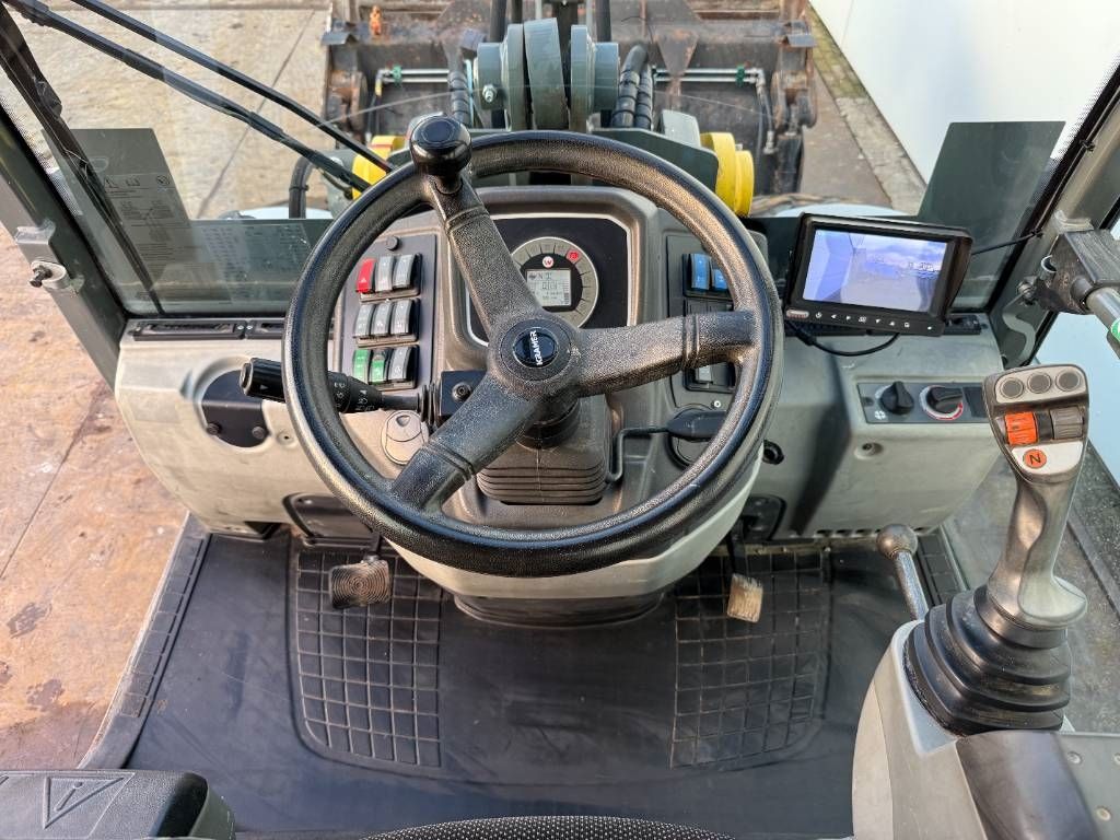 Wacker Neuson Kramer 8095 4 Wheel Steering / Bucket + Forks