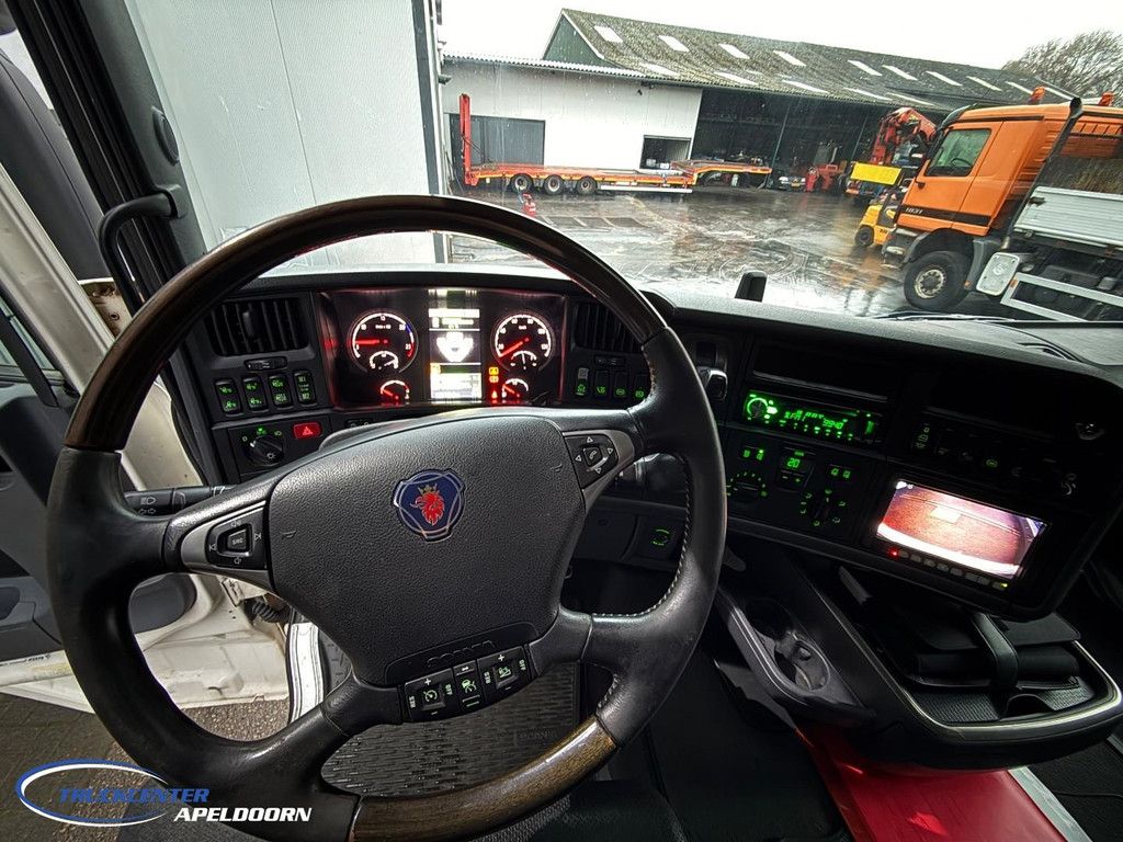 Scania R580 V8 Retarder, Steering axle, 15000 liter stainless steel tank TC11250