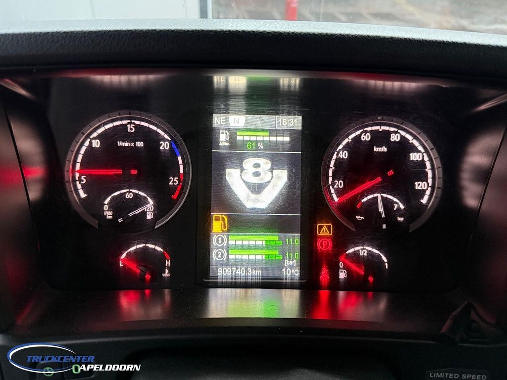 Scania R580 V8 Retarder, Steering axle, 15000 liter stainless steel tank TC11250