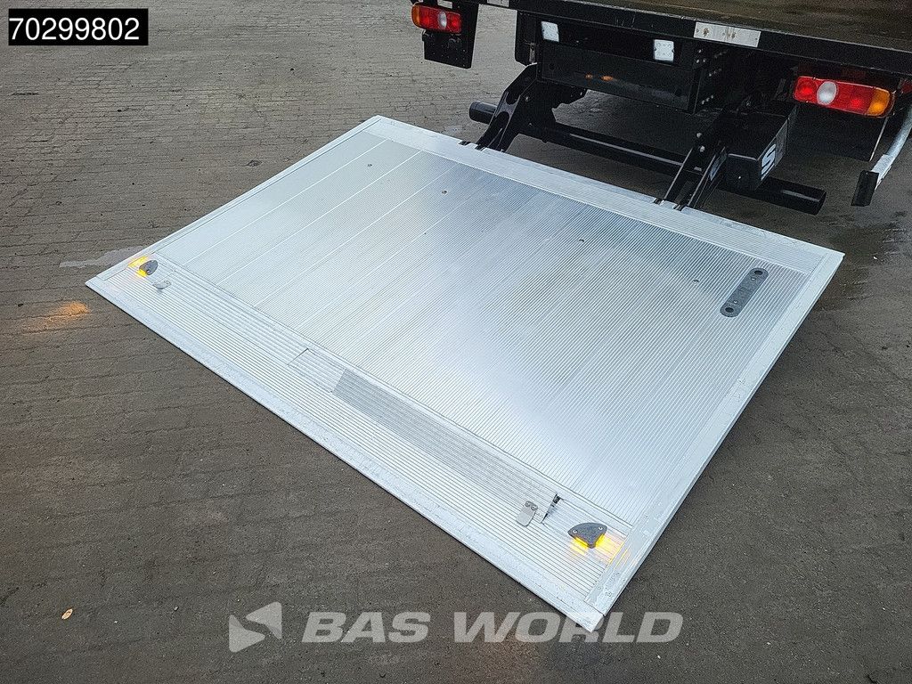 Mitsubishi 7C18 4X2 8tonner Automatic 1000kg Ladebordwand Airco Euro 6