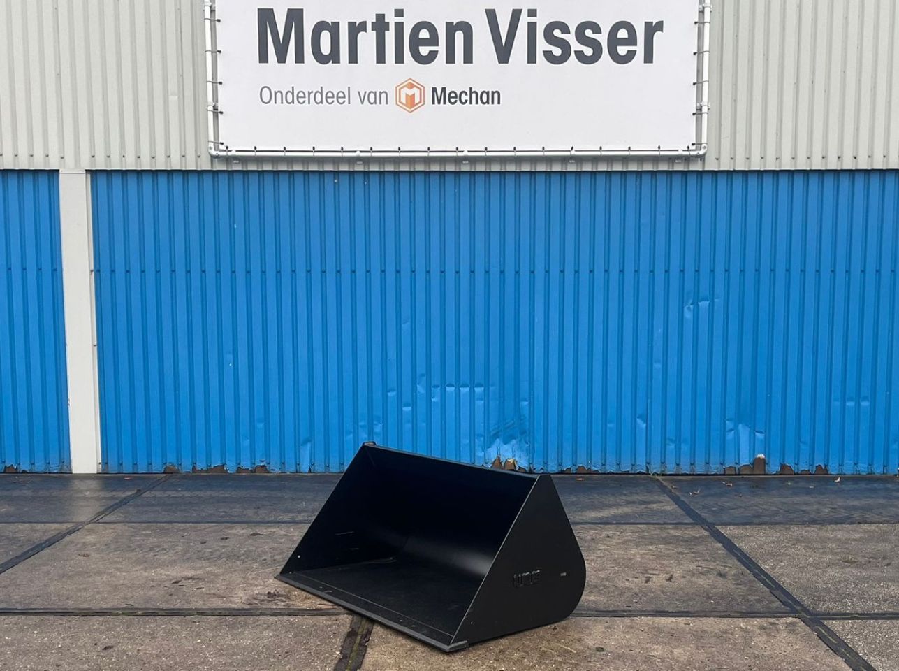 JCB Volumebak 140x65x75 cm NIEUW