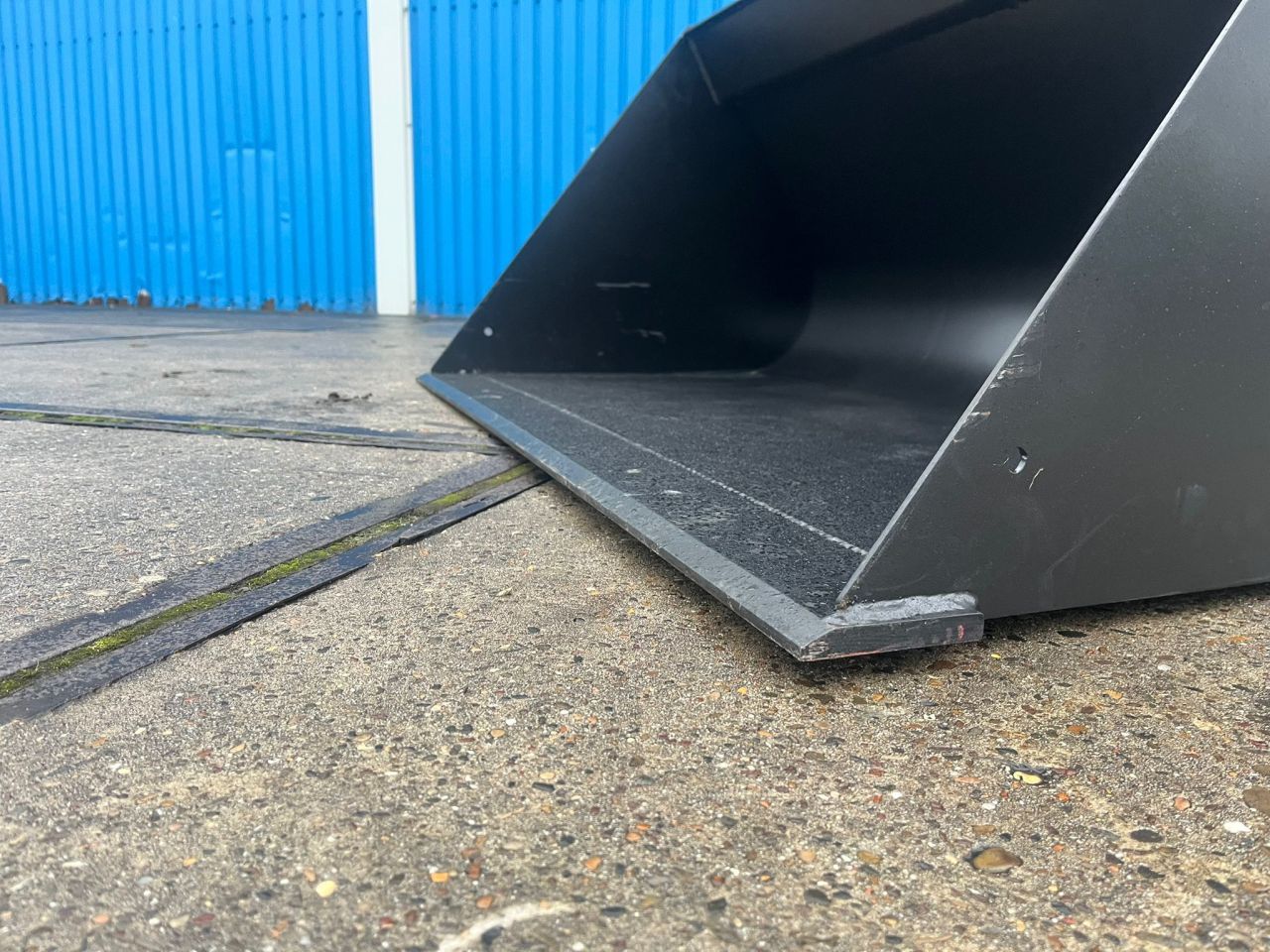 JCB Volumebak 140x65x75 cm NIEUW