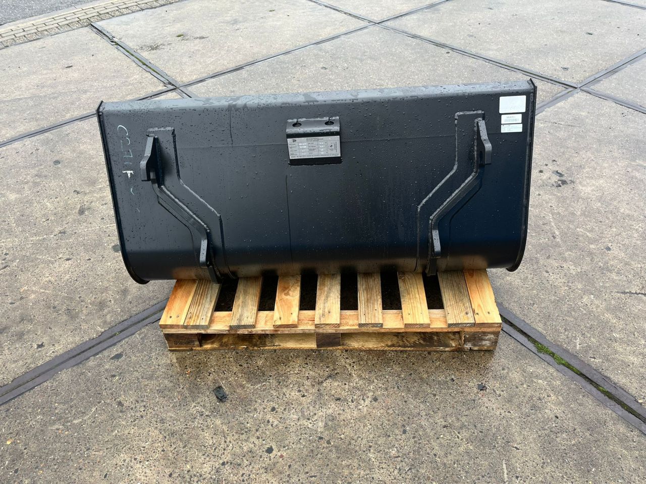 JCB Volumebak 140x65x75 cm NIEUW