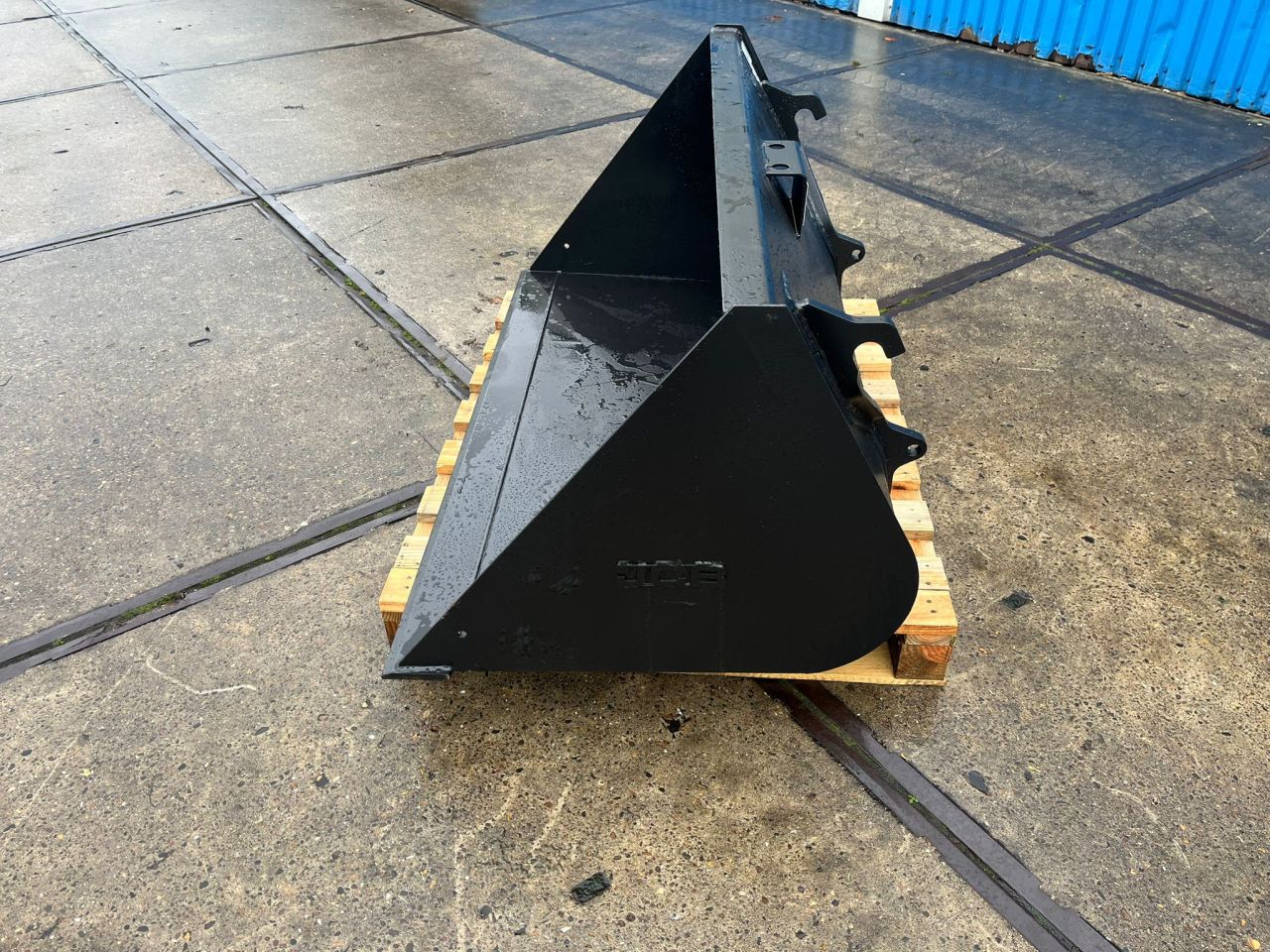 JCB Volumebak 140x65x75 cm NIEUW