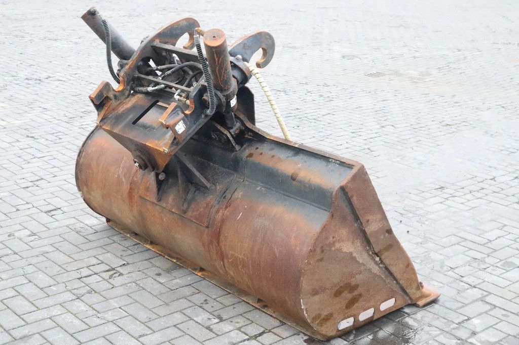 Onbekend CW30 | TILT BUCKET | TILT SCHAUFEL | KANTELBAK