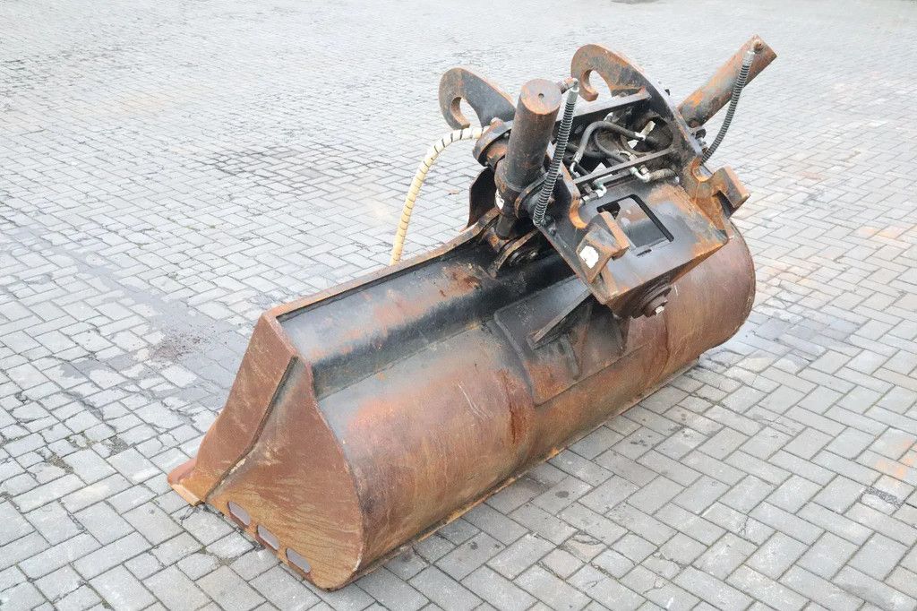 Onbekend CW30 | TILT BUCKET | TILT SCHAUFEL | KANTELBAK