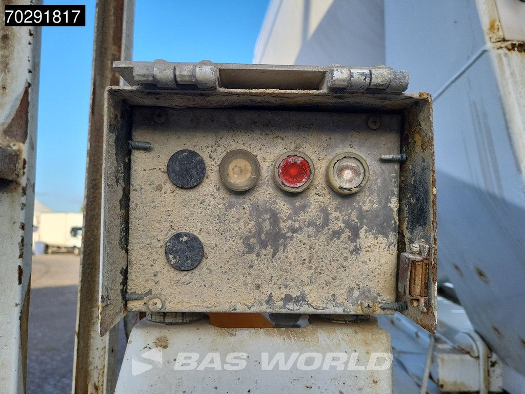 Mercedes Actros 3236 8X4 9m3 Stetter Mixer Retarder Steelsuspension Big-Axle Euro 3