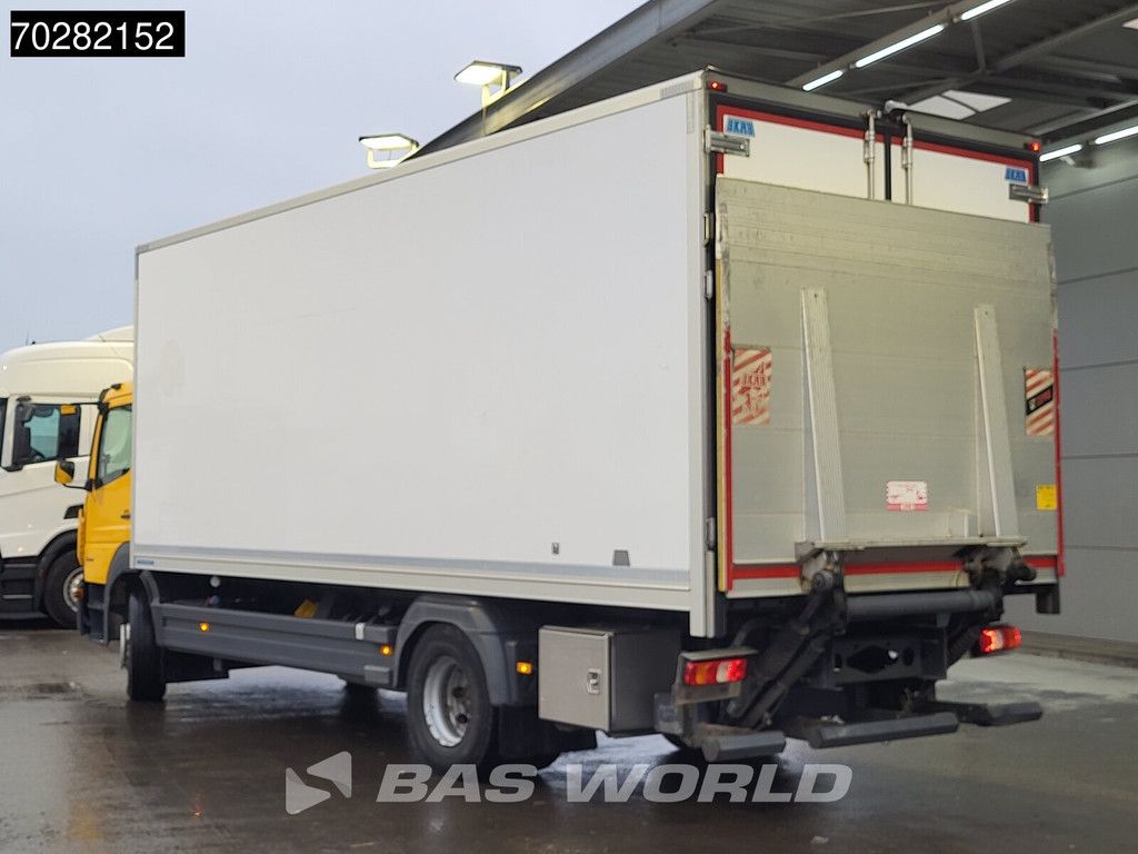 Mercedes Atego Atego 1524 4X2 15tonner Thermo King T-1200R 1500kg Ladebordwand Euro 6