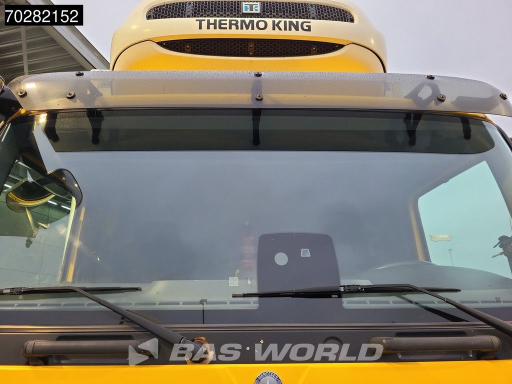 Mercedes Atego Atego 1524 4X2 15tonner Thermo King T-1200R 1500kg Ladebordwand Euro 6